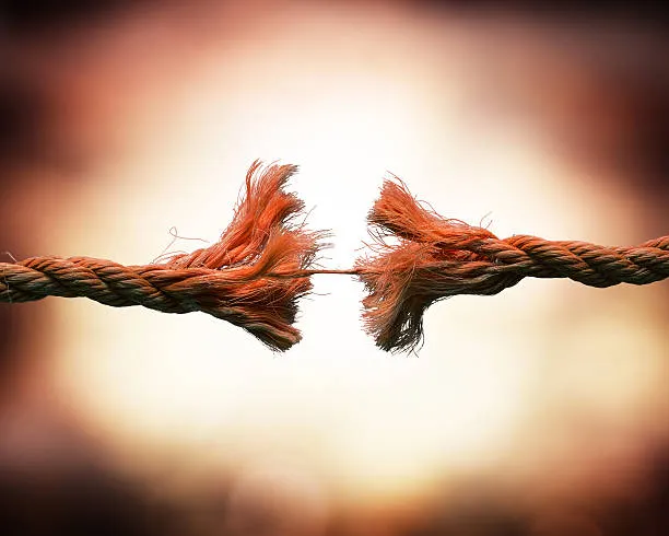 تأثير الخيانة على الزوجة وكيفية التعامل مع آثارها